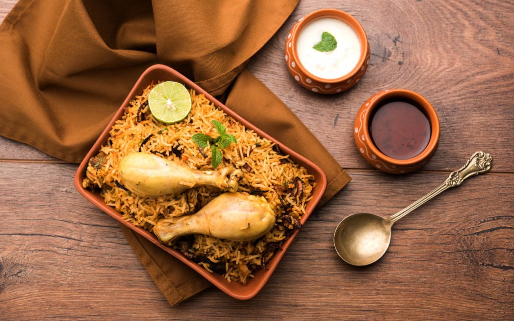 Restaurants Serving You Best Biryani in Karachi | Zameen Blog
