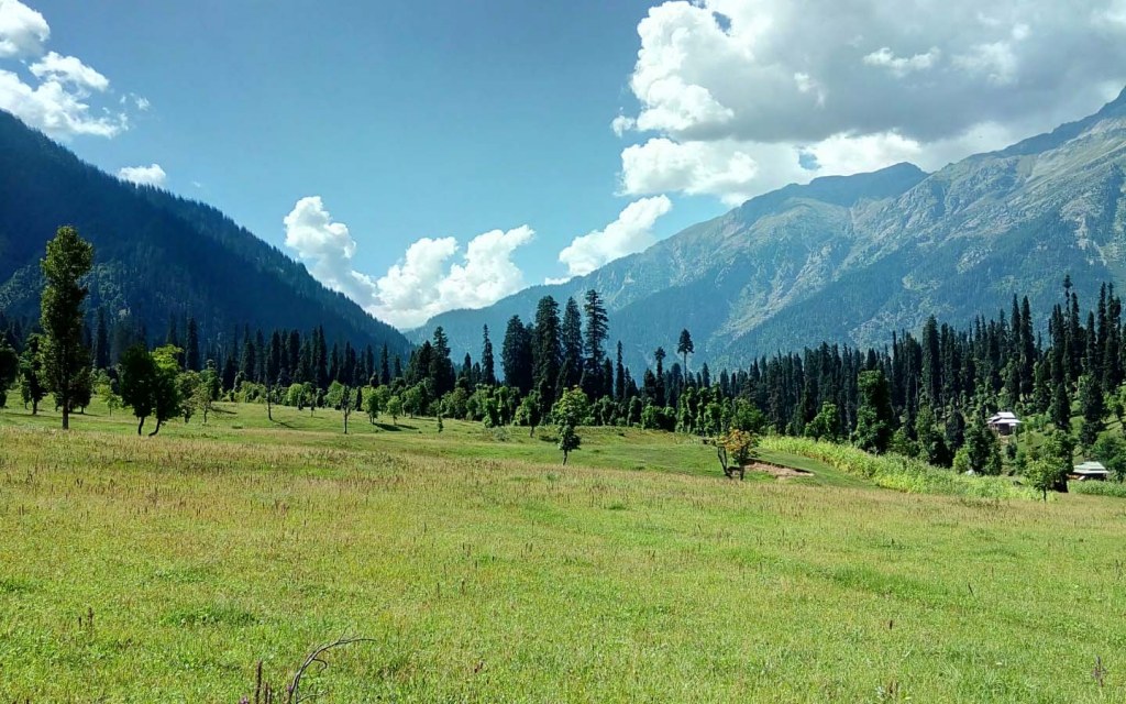 Neelum Valley,  Azad Kashmir