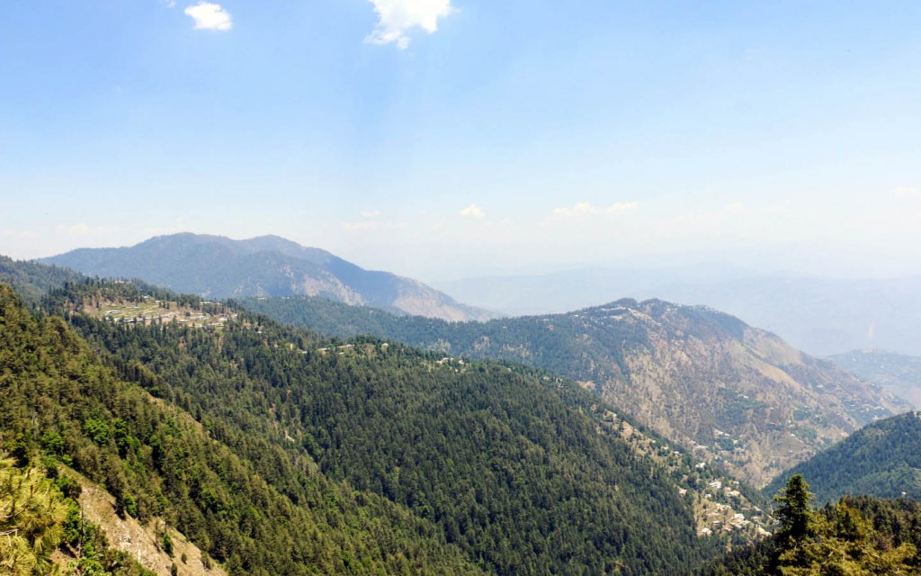 Spend your Eid in Murree with these fabulous views