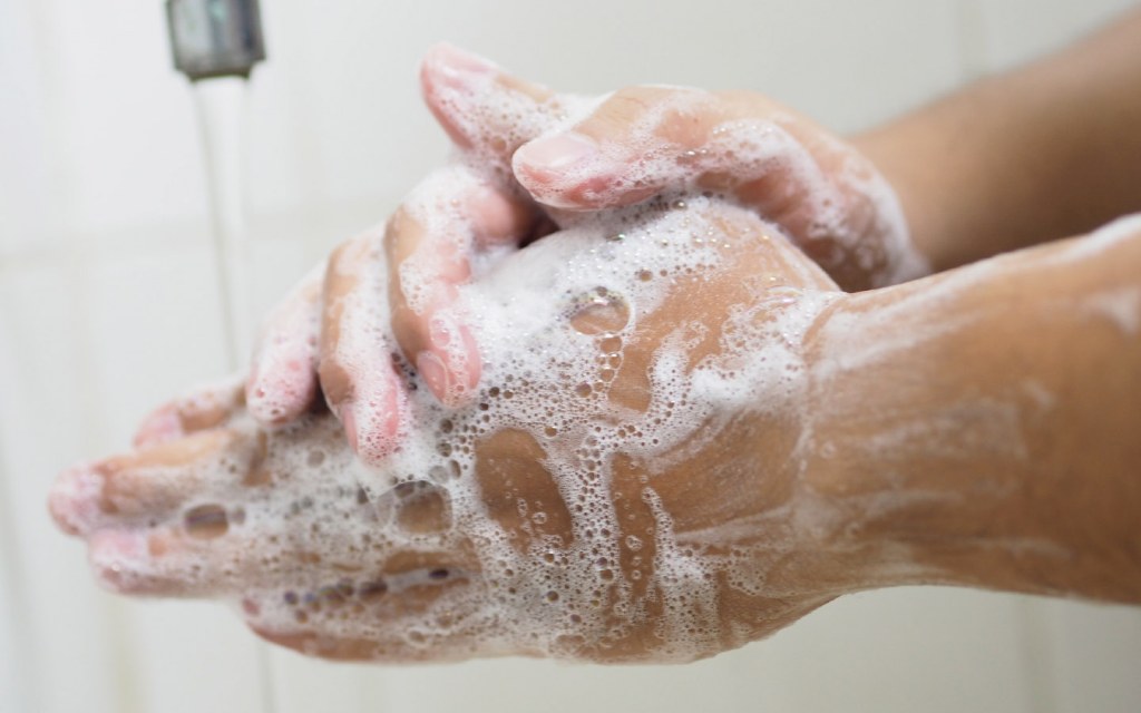 Wash hands to stay healthy during Hajj pilgrimage