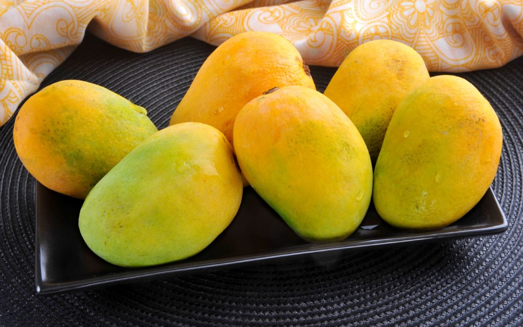 mangoes are one of the top exports of Pakistan
