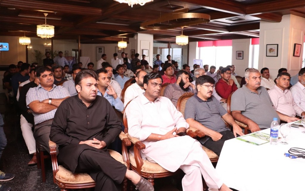 A hall packed with attendees at Lahore Business Connect Event