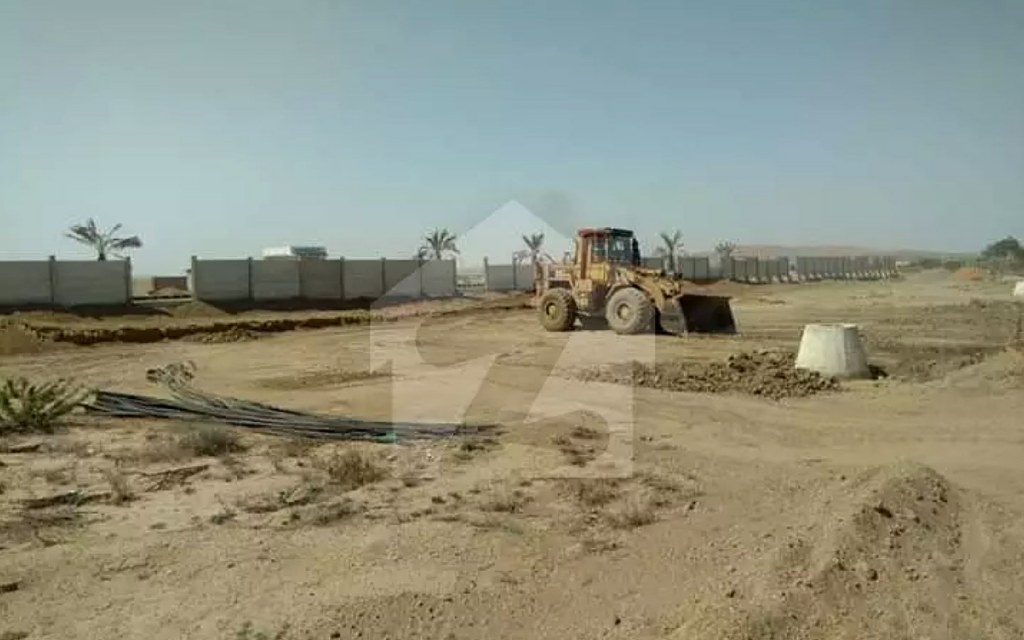 vacant land in Port Qasim can be effectively used for industrial activities