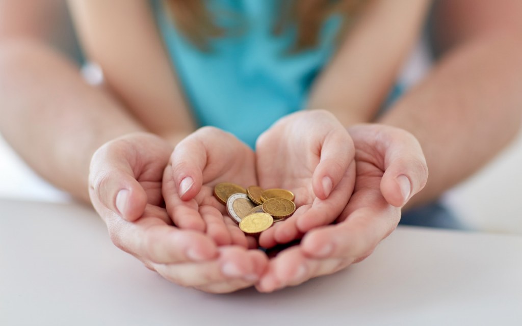 teaching children the value of money