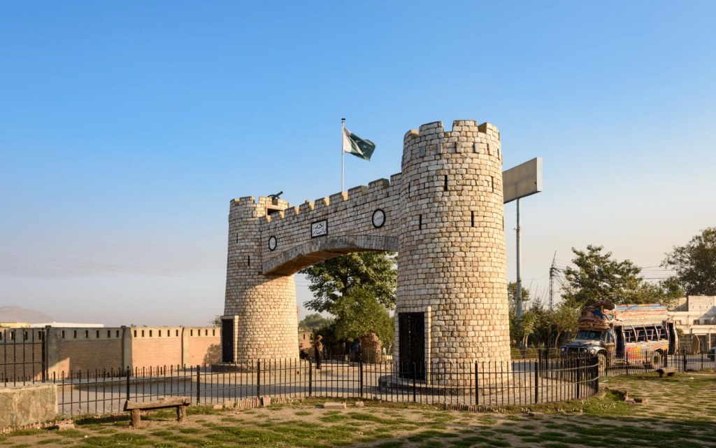 Bab-e-Khyber, the entrance of Peshawar from Khyber Pass