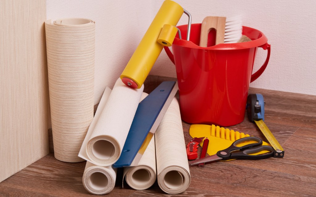Tools Required to Hang Wallpaper like a Pro﻿