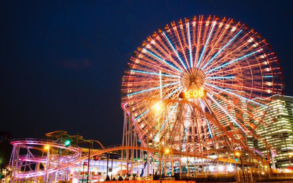 you can visit an amusement park on new year's eve
