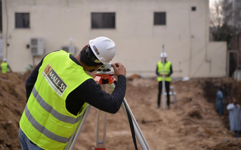 Calculation of measurements at the project site