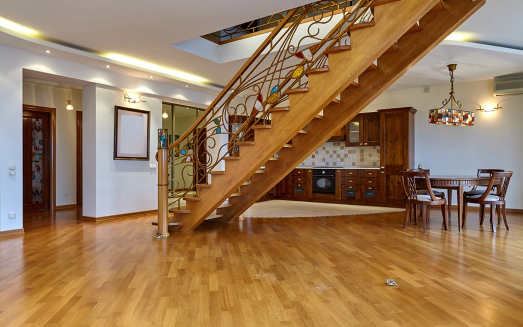 Modern staircase designs are often crafted with space efficiency in mind. Whether it's a straight staircase or a spiral design,
