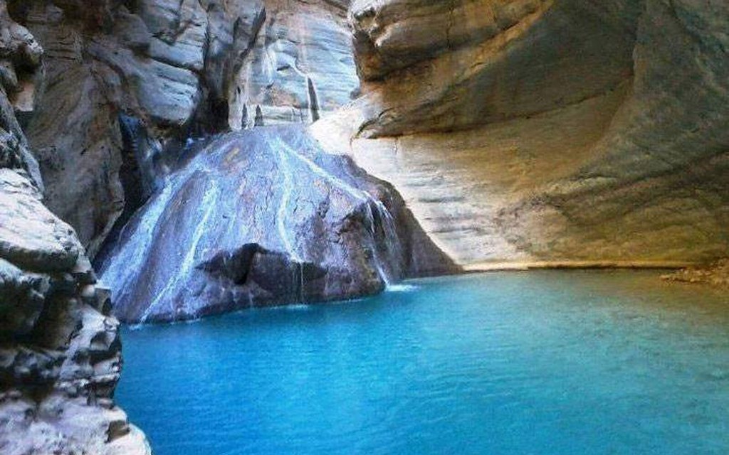 Crystal clear waters of Moola Chotok waterfalls