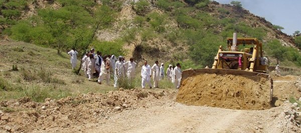 Road passing through wildlife sanctuary