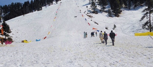 hotels and ski resort in Malam Jabba